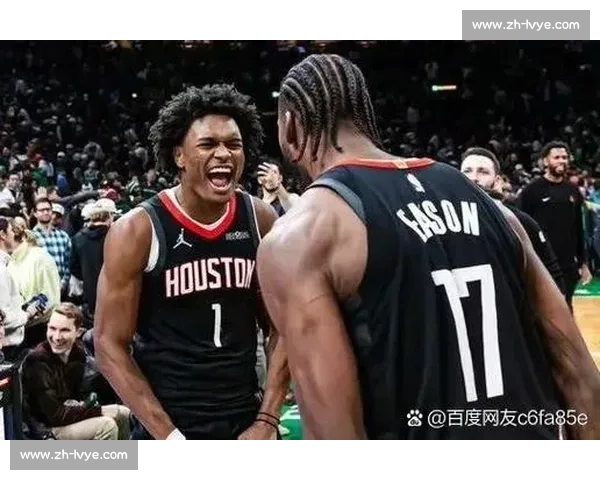 火箭对阵黄蜂直播解析年轻核心对决赛场走势全看点攻防博弈球星表现