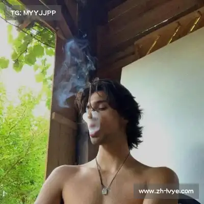 鲍柳泓